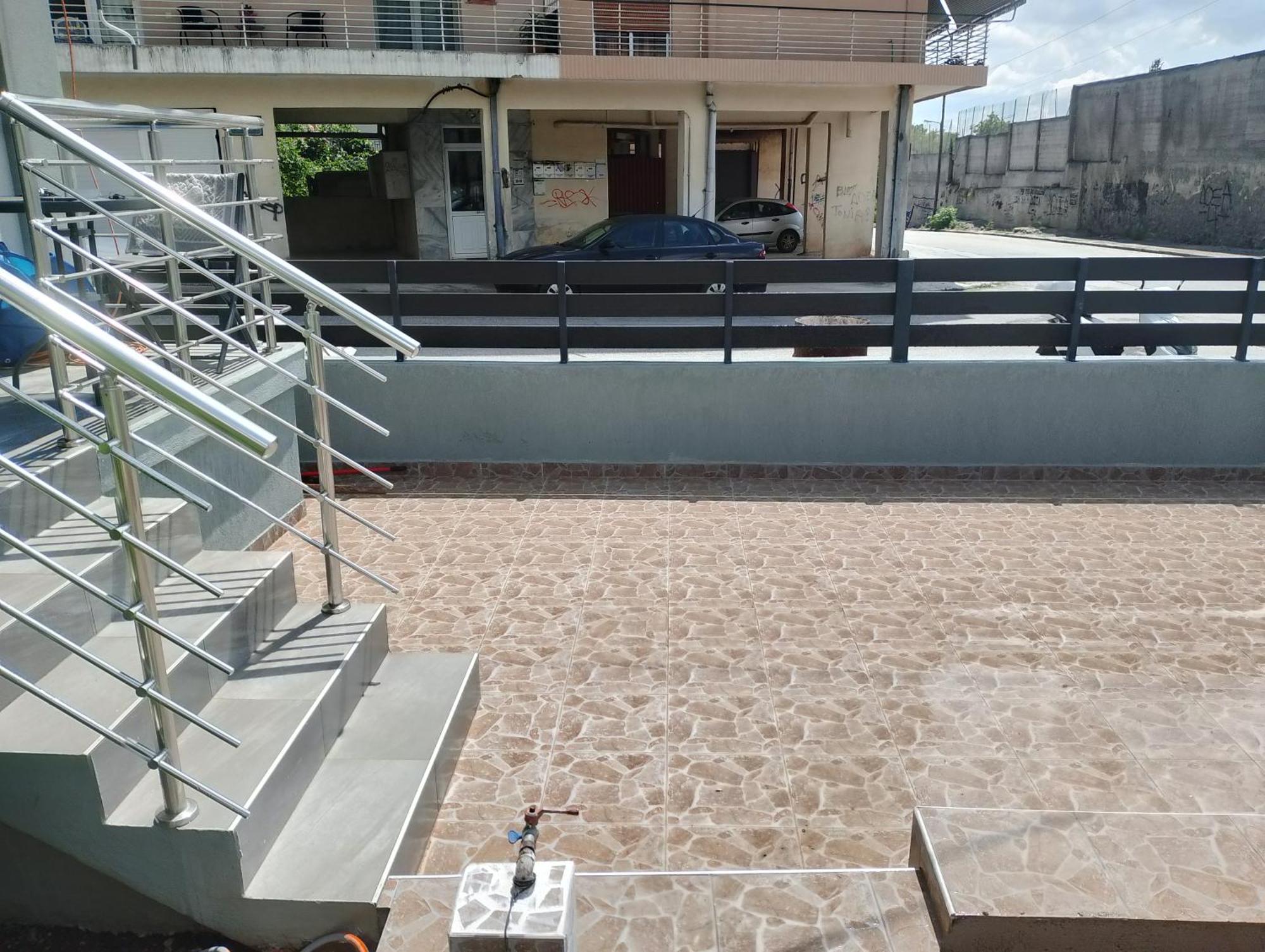 Black Eagle Apartment Drama Exterior foto